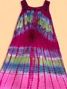 Boho Tie-Dye Maxi Dress in Fuchsia and Multicolor
